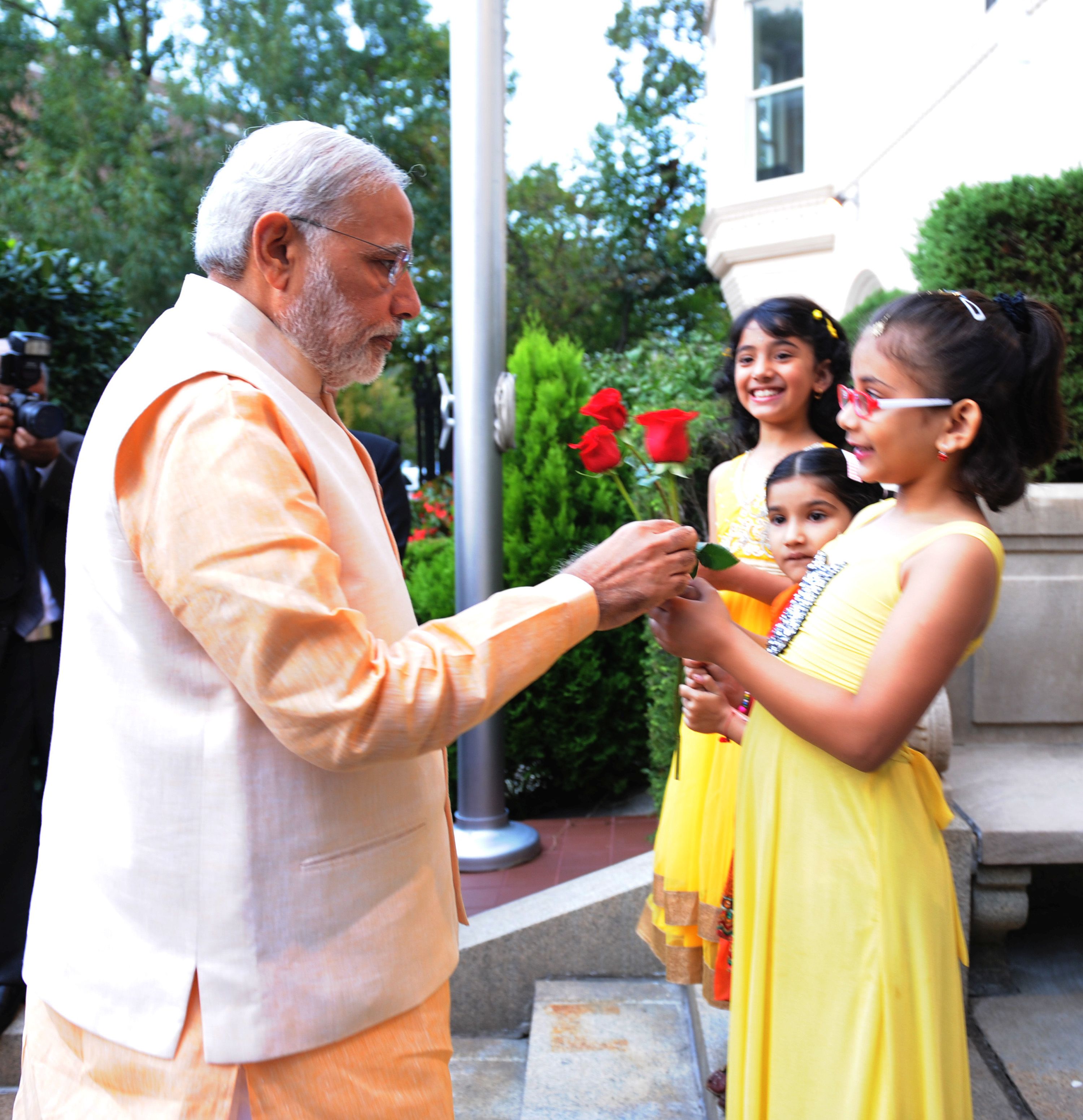 PM greeted by children at Gandhi Memorial in USA